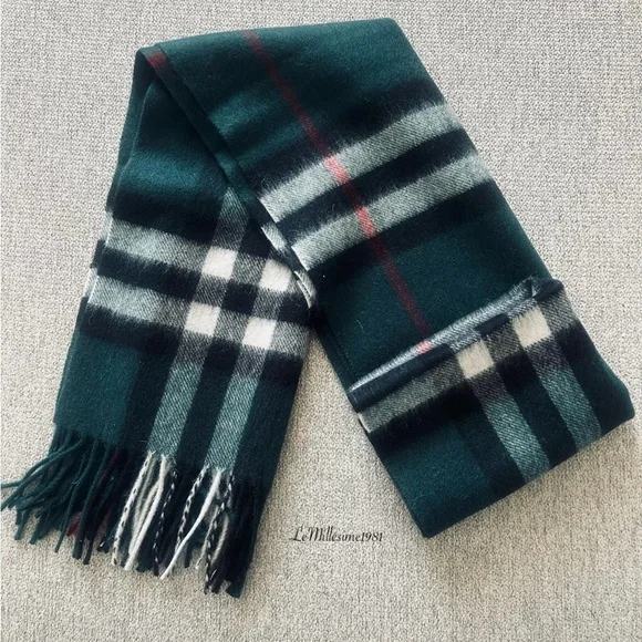 Vintage Burberry Check Cashmere Scarf - Picture 1 of 4
